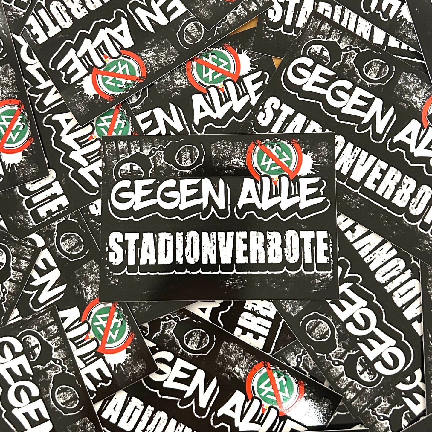 Gegen alle Stadionverbote Aufkleber (30 Stück)